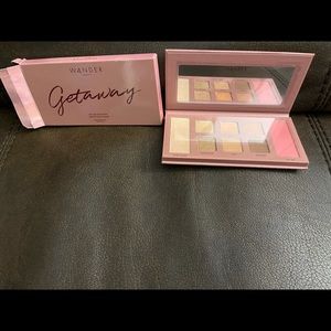 NIB Getaway eye + face pallets